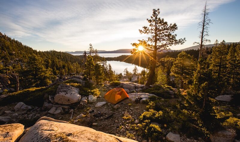 Campingläger i naturen